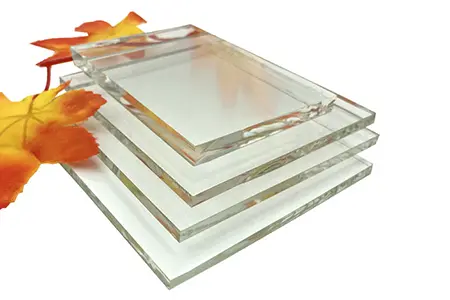 Explicando os pontos principais e diretrizes de segurança para a instalação de vidro branco